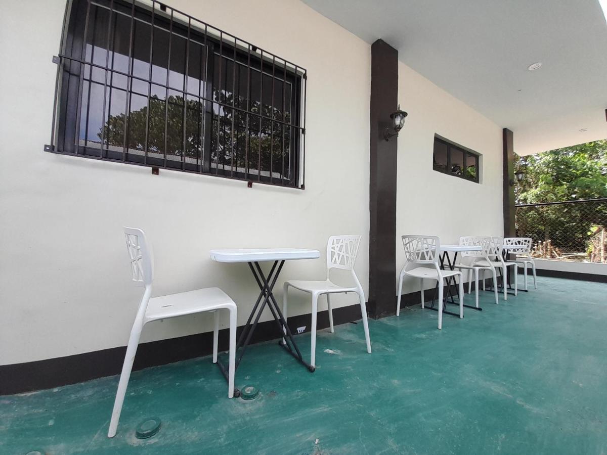 Palawan Residence Puerto Princesa Buitenkant foto